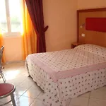 Hotel Lutetia 3*