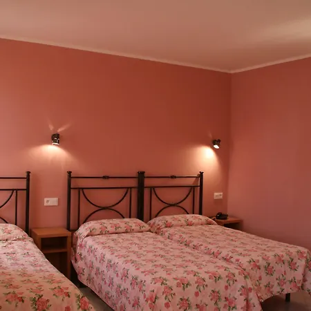 Lutetia Hotel 3*