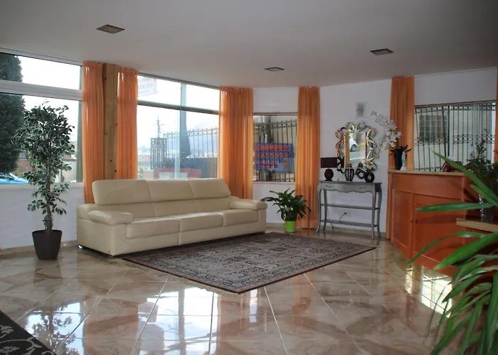 Otel Lutetia - Climatise 3*